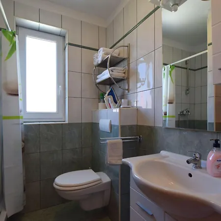 Barbie By Interhome Apartament Malinska